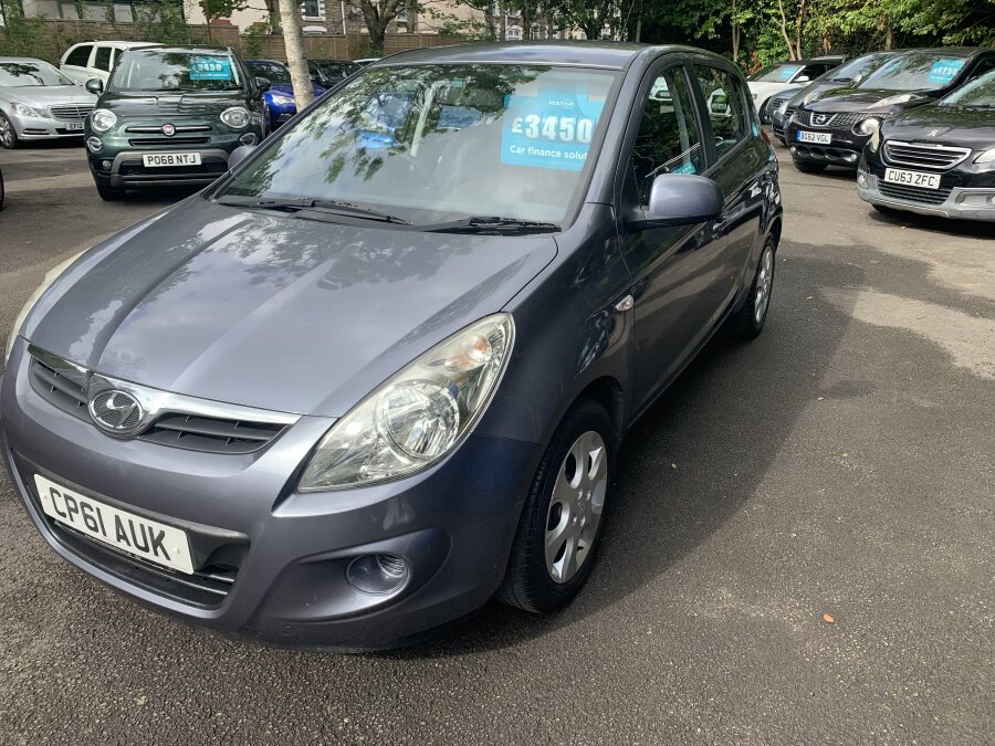 2011 Hyundai i20 photo 3