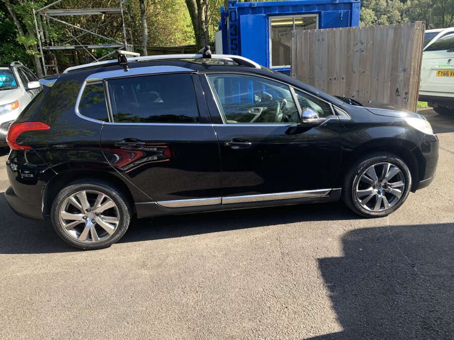 2013 Peugeot 2008 photo 6