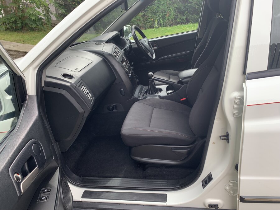 2016 SsangYong Korando Sports photo 10
