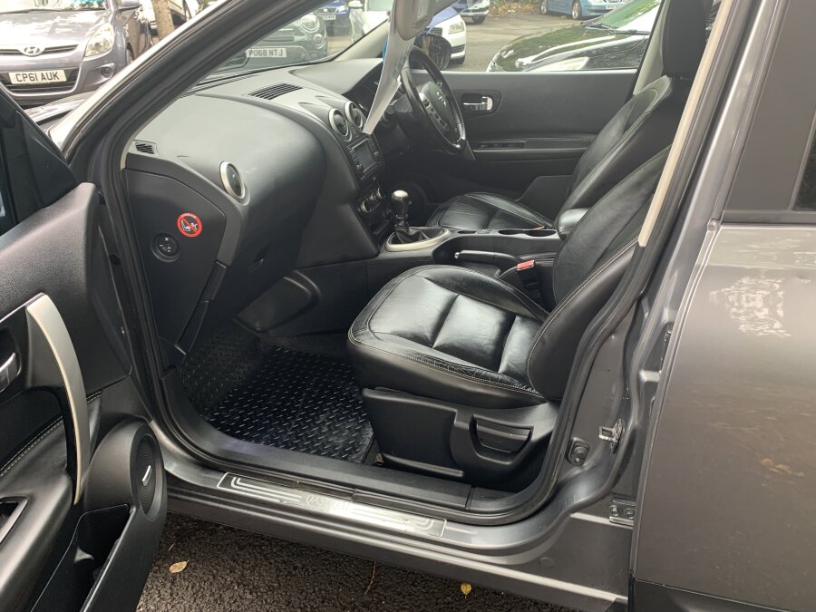 2013 Nissan Qashqai photo 7