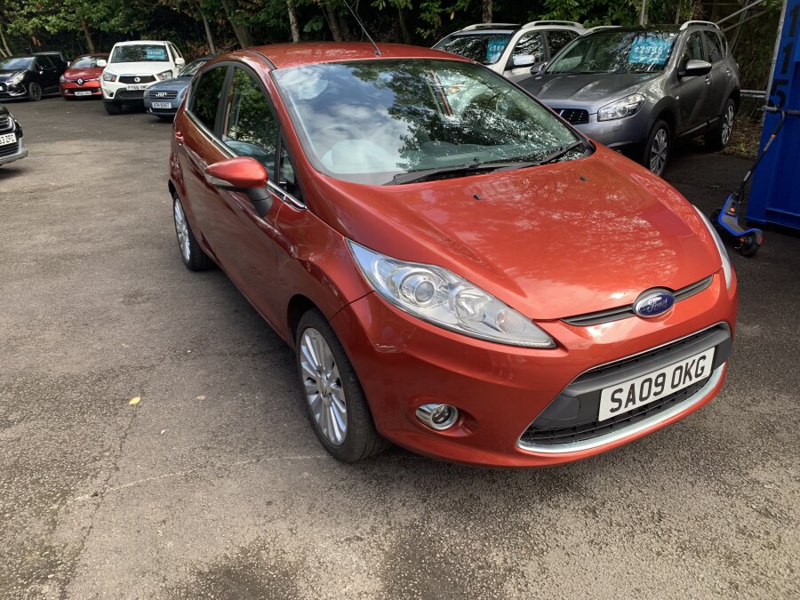 2009 Ford Fiesta photo 3
