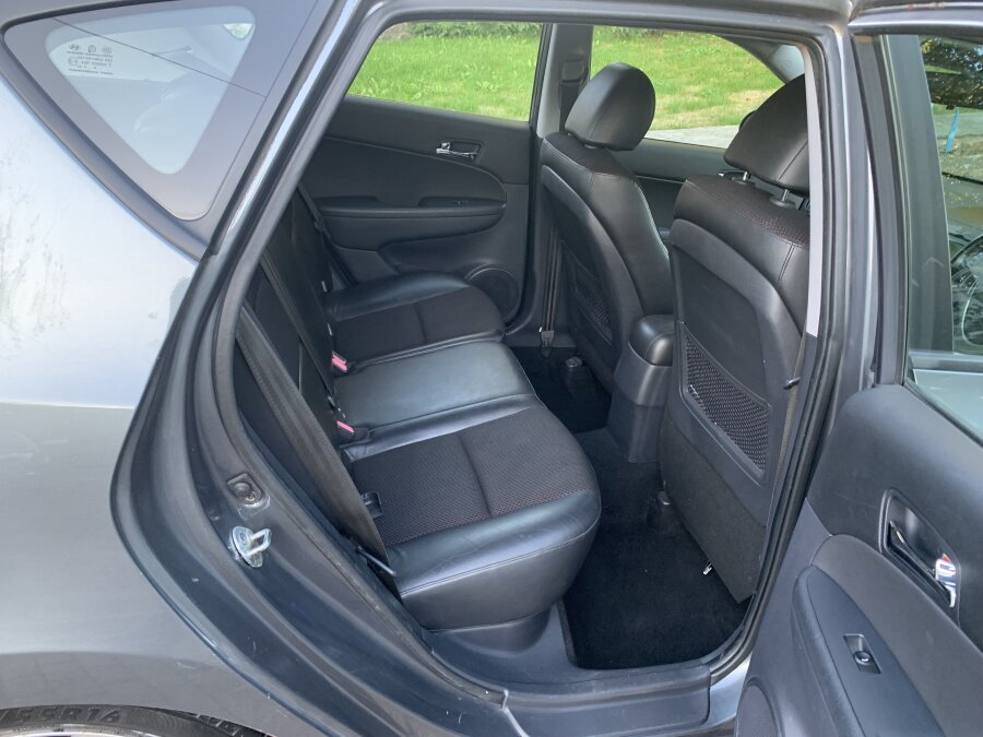 2009 Hyundai i30 photo 14