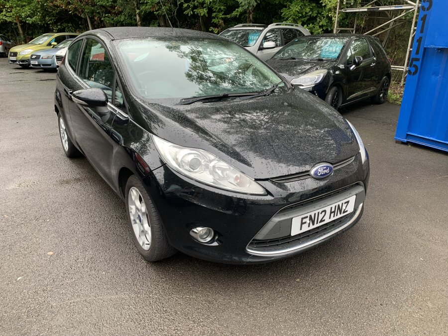 2012 Ford Fiesta photo 3