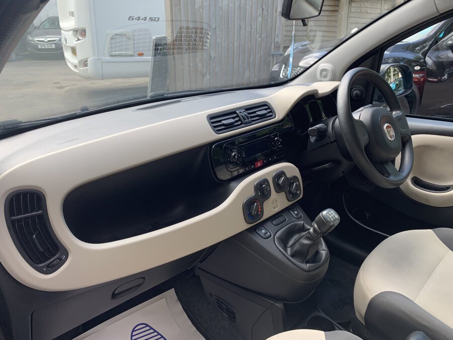 2012 Fiat Panda photo 11