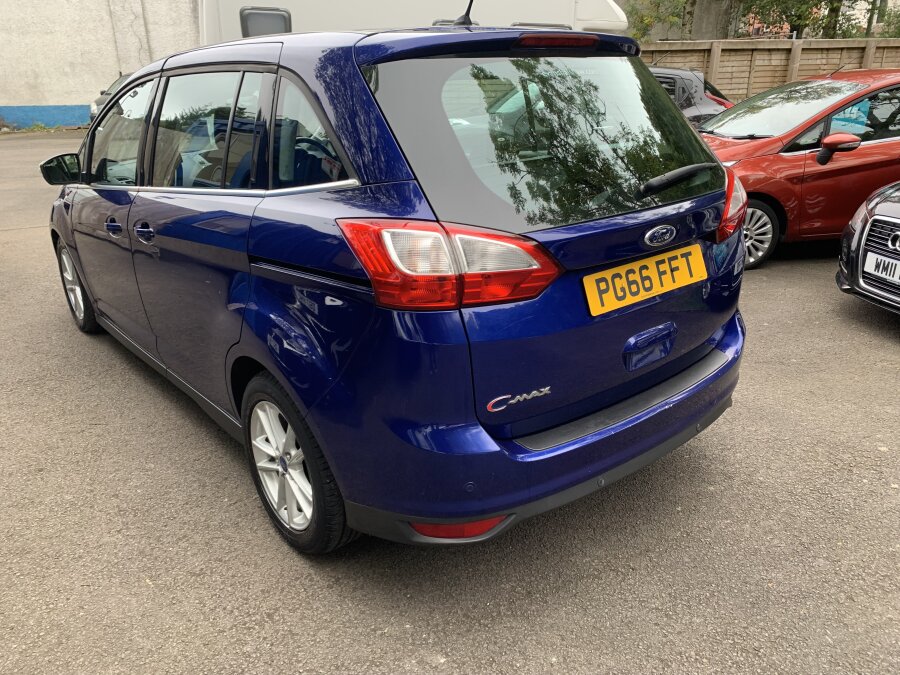 2017 Ford Grand C-Max photo 5