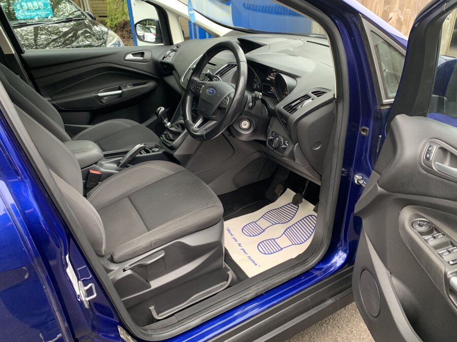 2017 Ford Grand C-Max photo 10