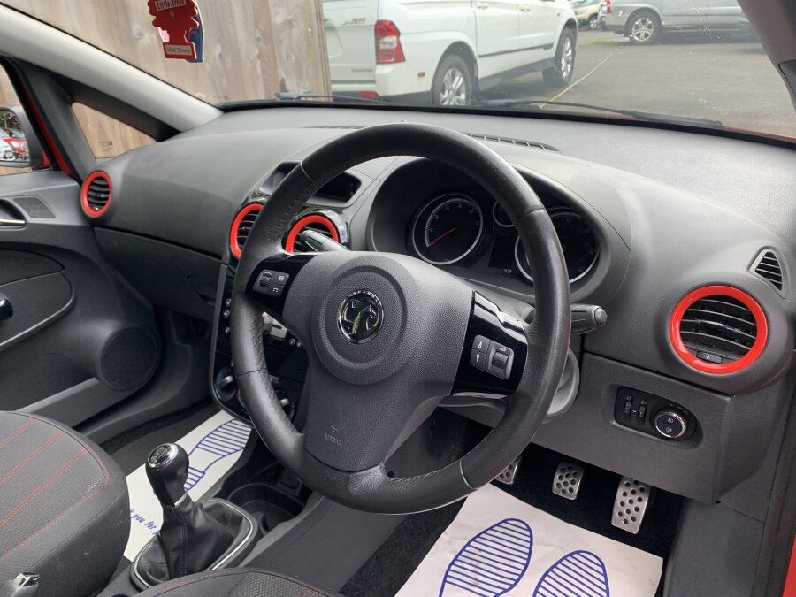 2012 Vauxhall Corsa photo 10