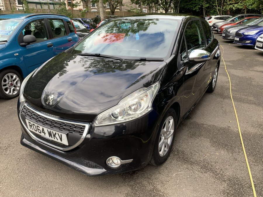 2014 Peugeot 208 photo 3