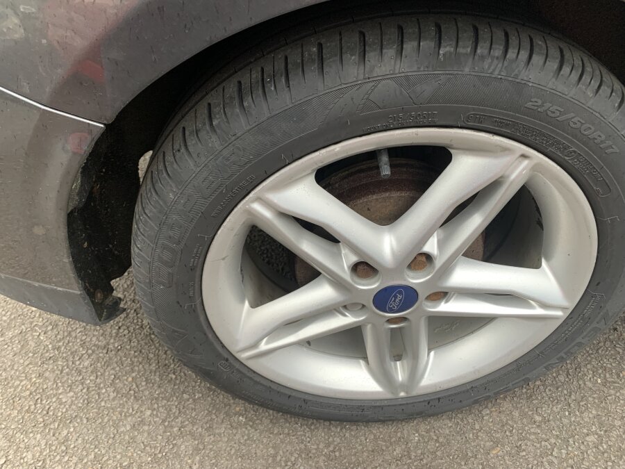 2014 Ford Focus photo 8