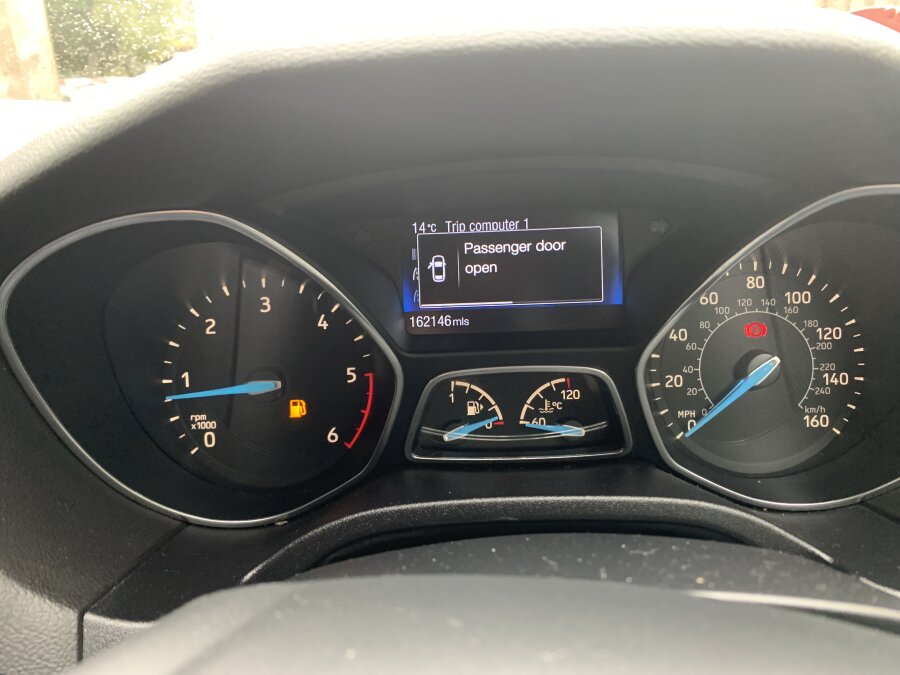 2014 Ford Focus photo 9
