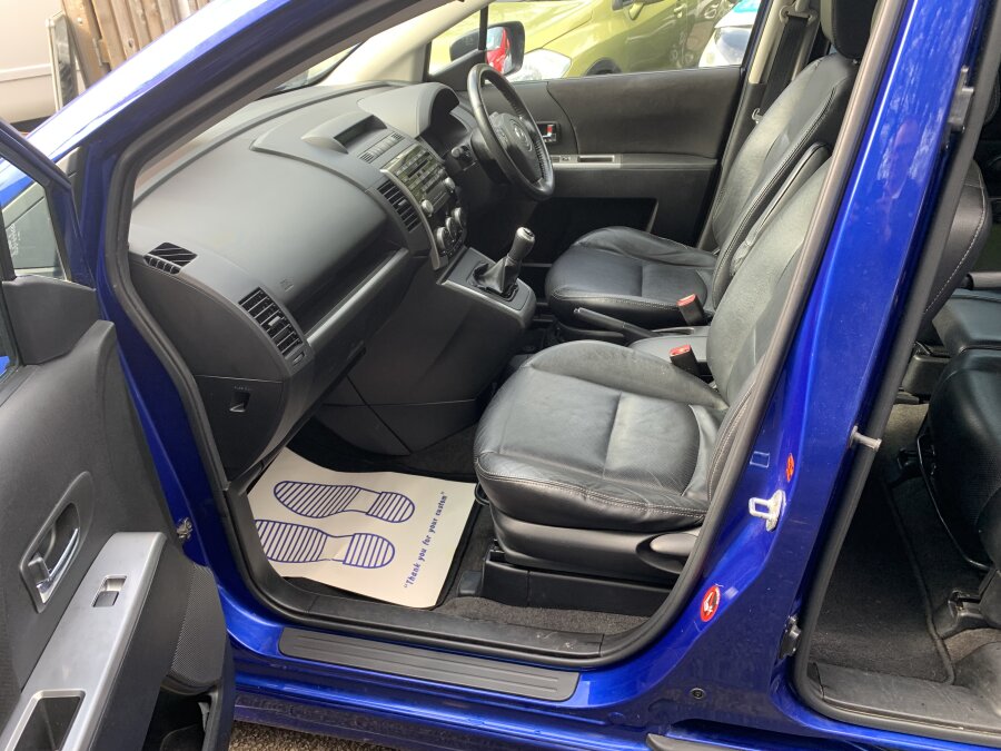 2010 Mazda Mazda5 photo 11