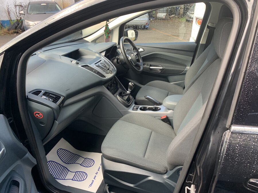2014 Ford Grand C-Max photo 9