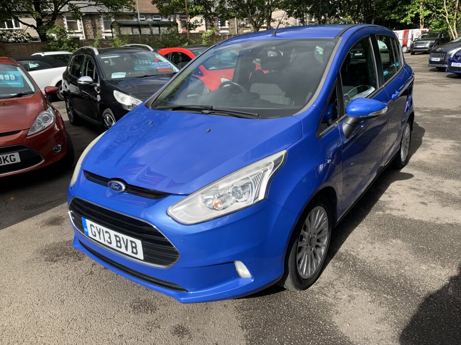Ford B-Max photo 2