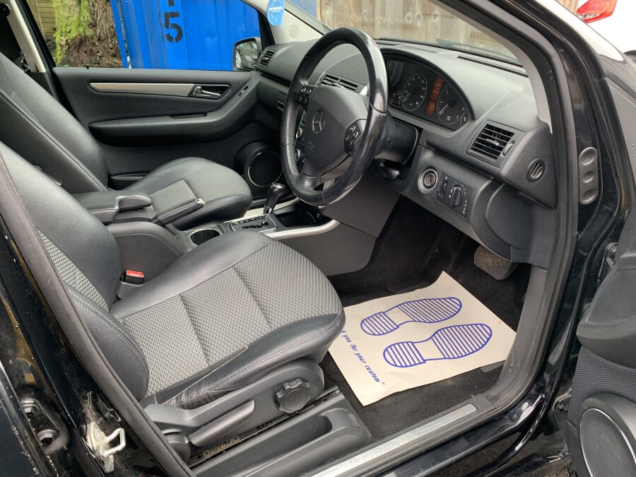 2009 Mercedes-Benz A Class photo 11