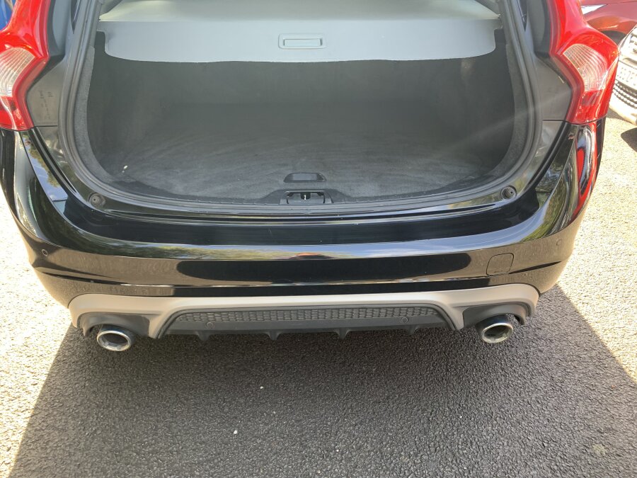 2015 Volvo V60 photo 14