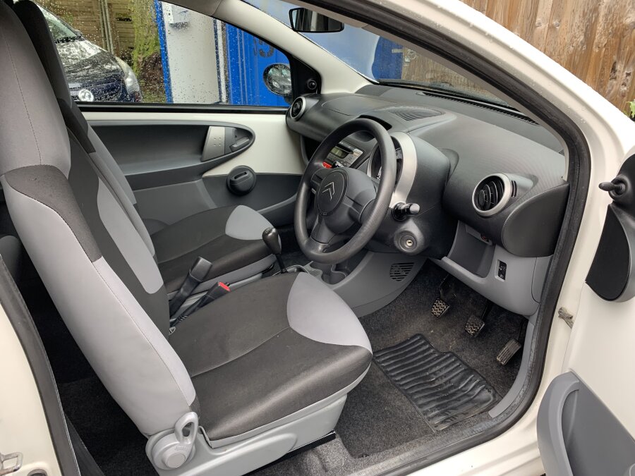 2011 Citroen C1 photo 9