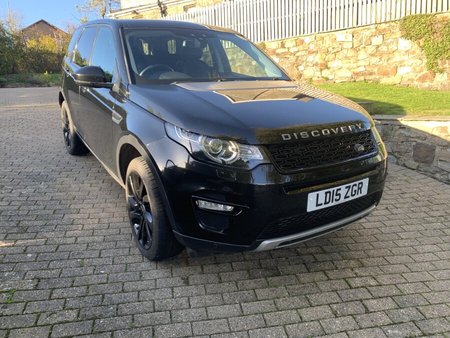 2015 Land Rover Discovery Sport photo 3