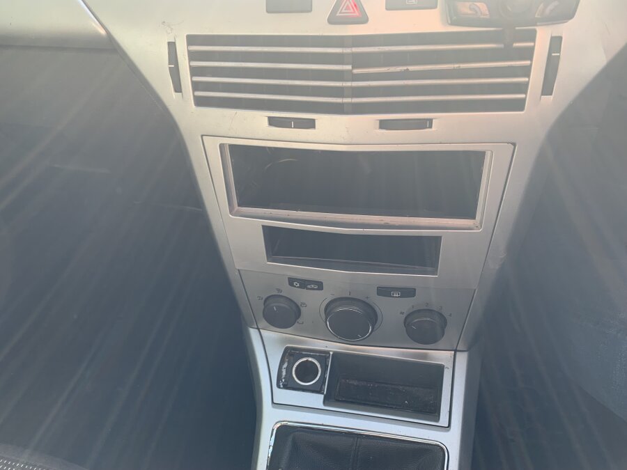 2008 Vauxhall Astra Van photo 11