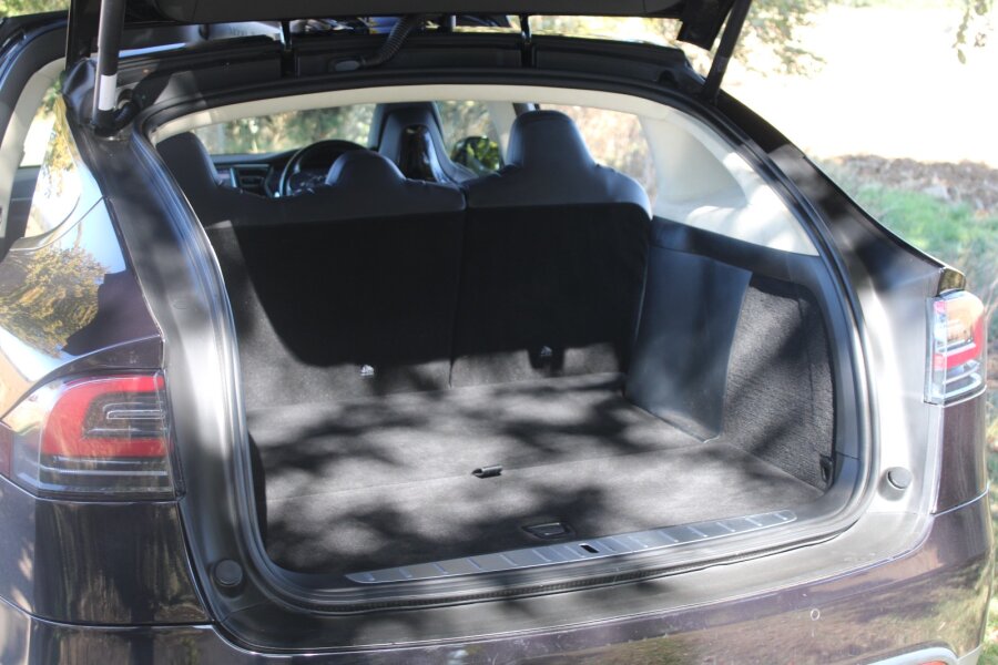 Vehicle photo 3