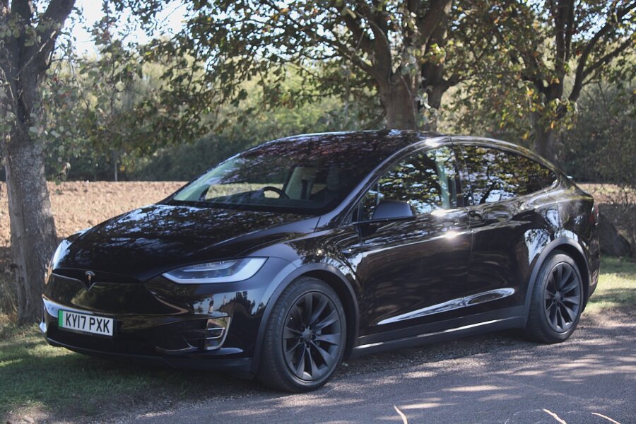 Vehicle photo 11