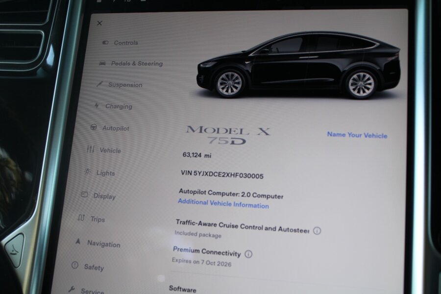 Vehicle photo 20