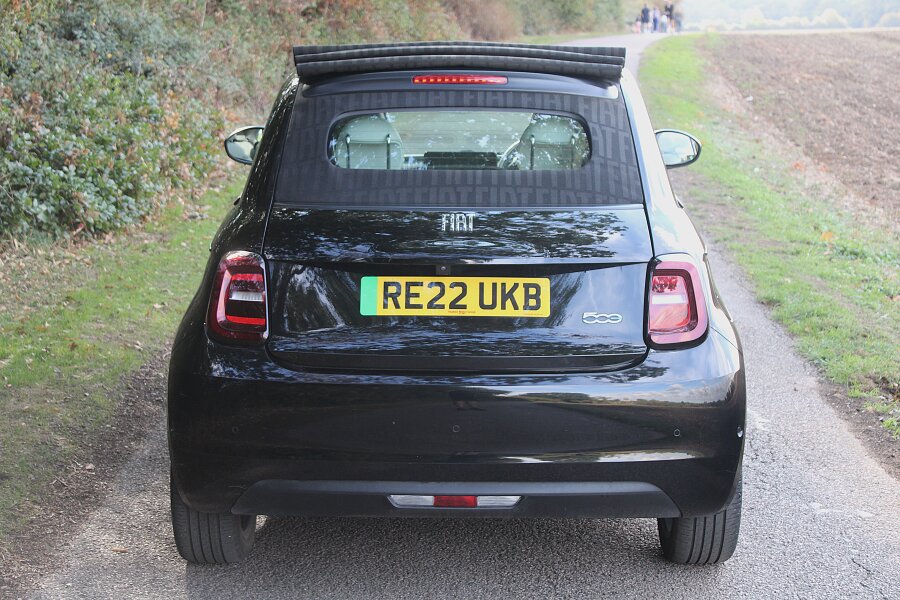 Vehicle photo 8