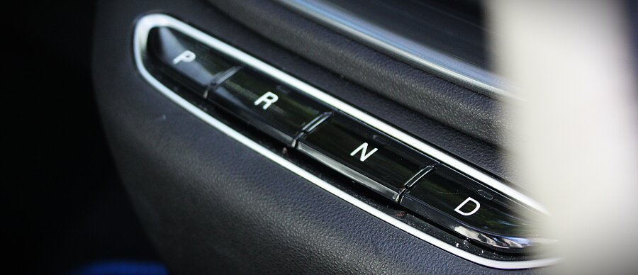Vehicle photo 21