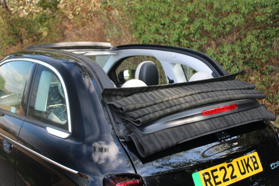 Vehicle photo 22