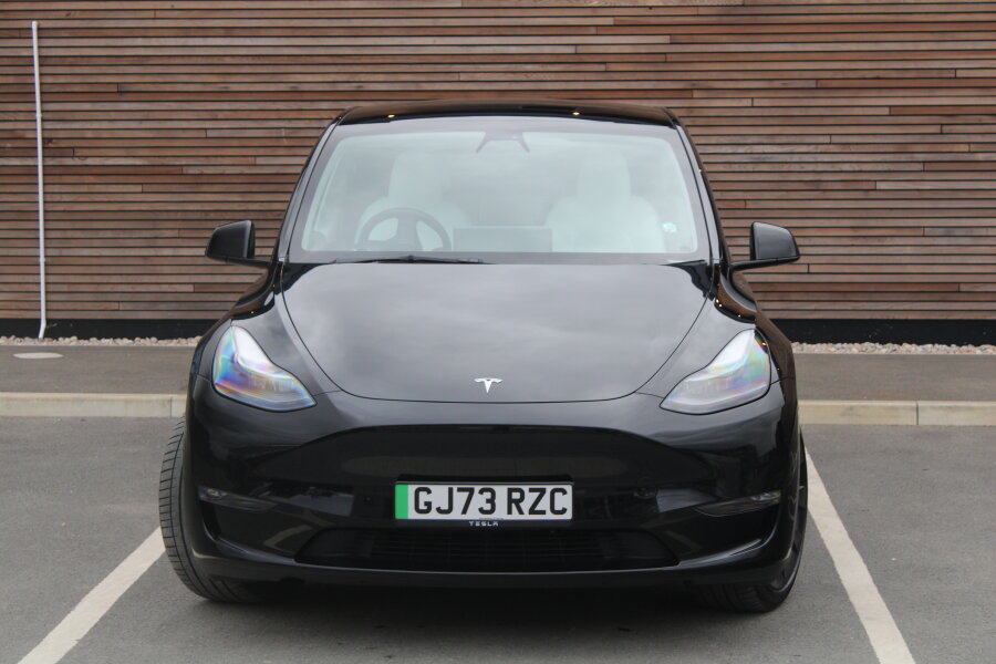Vehicle photo 8