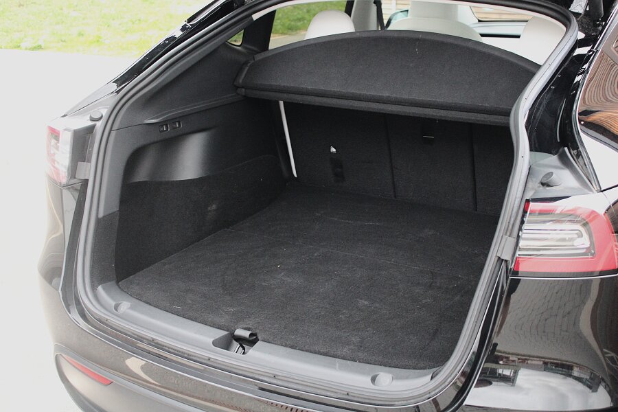 Vehicle photo 15