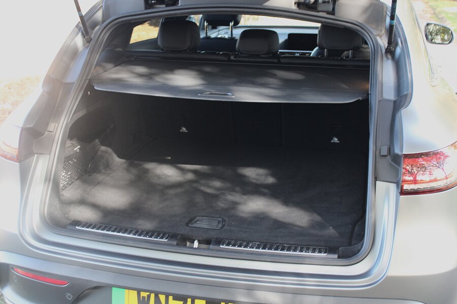 Vehicle photo 13