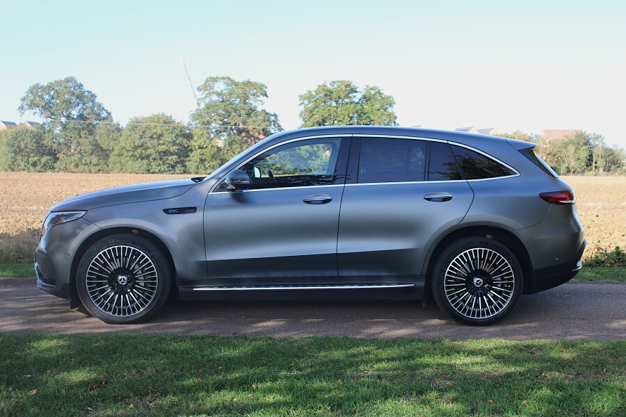 Vehicle photo 4