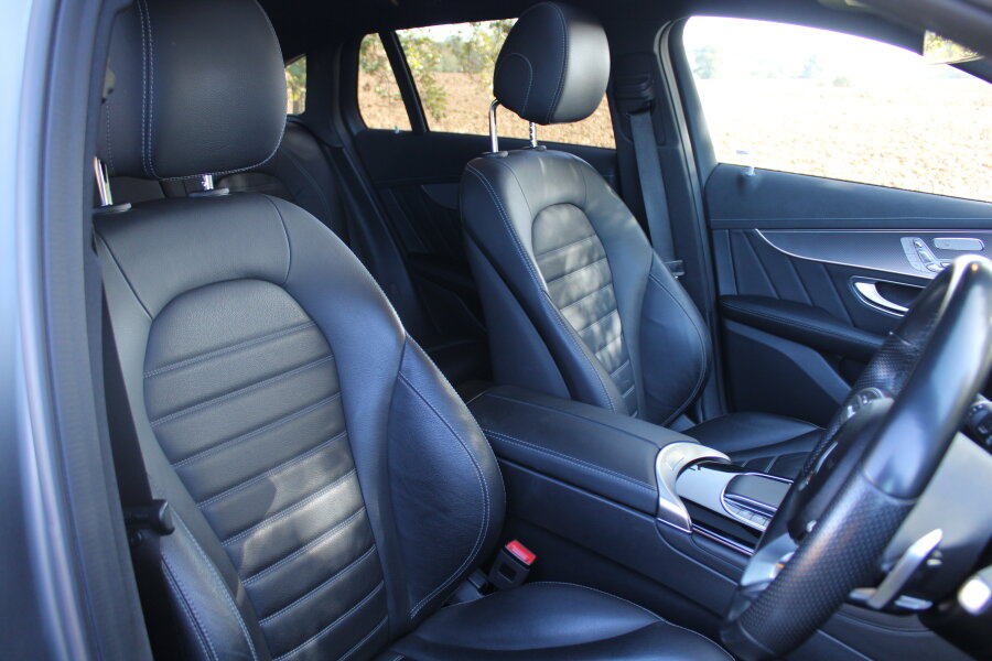 Vehicle photo 16