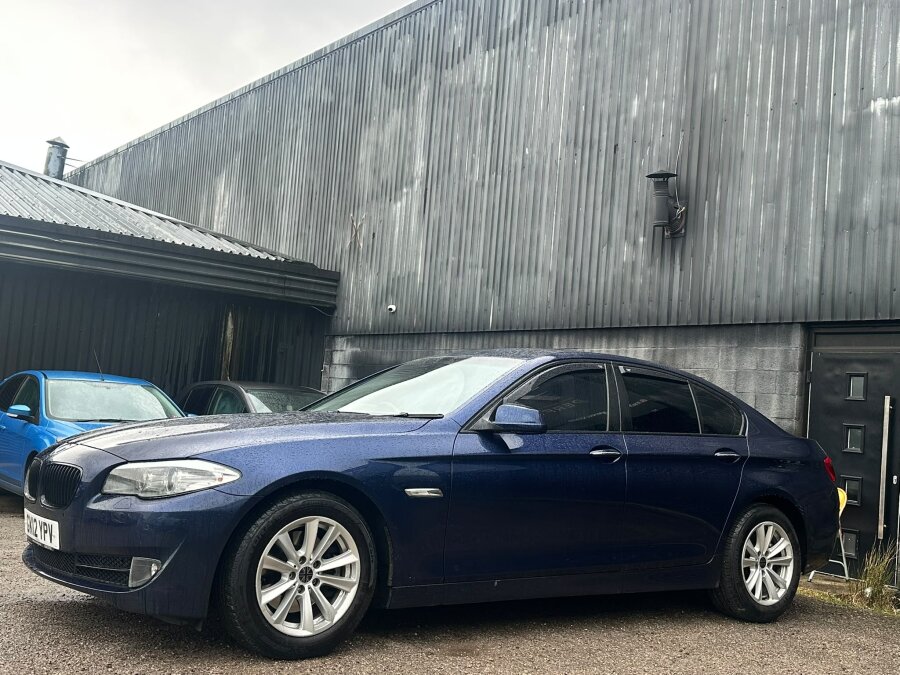 2012 BMW 5 Series photo 9