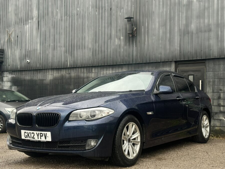 2012 BMW 5 Series photo 11
