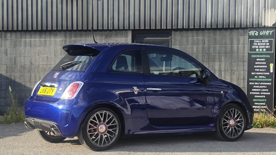 2016 Abarth 595 photo 12