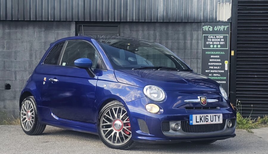 2016 Abarth 595 photo 1