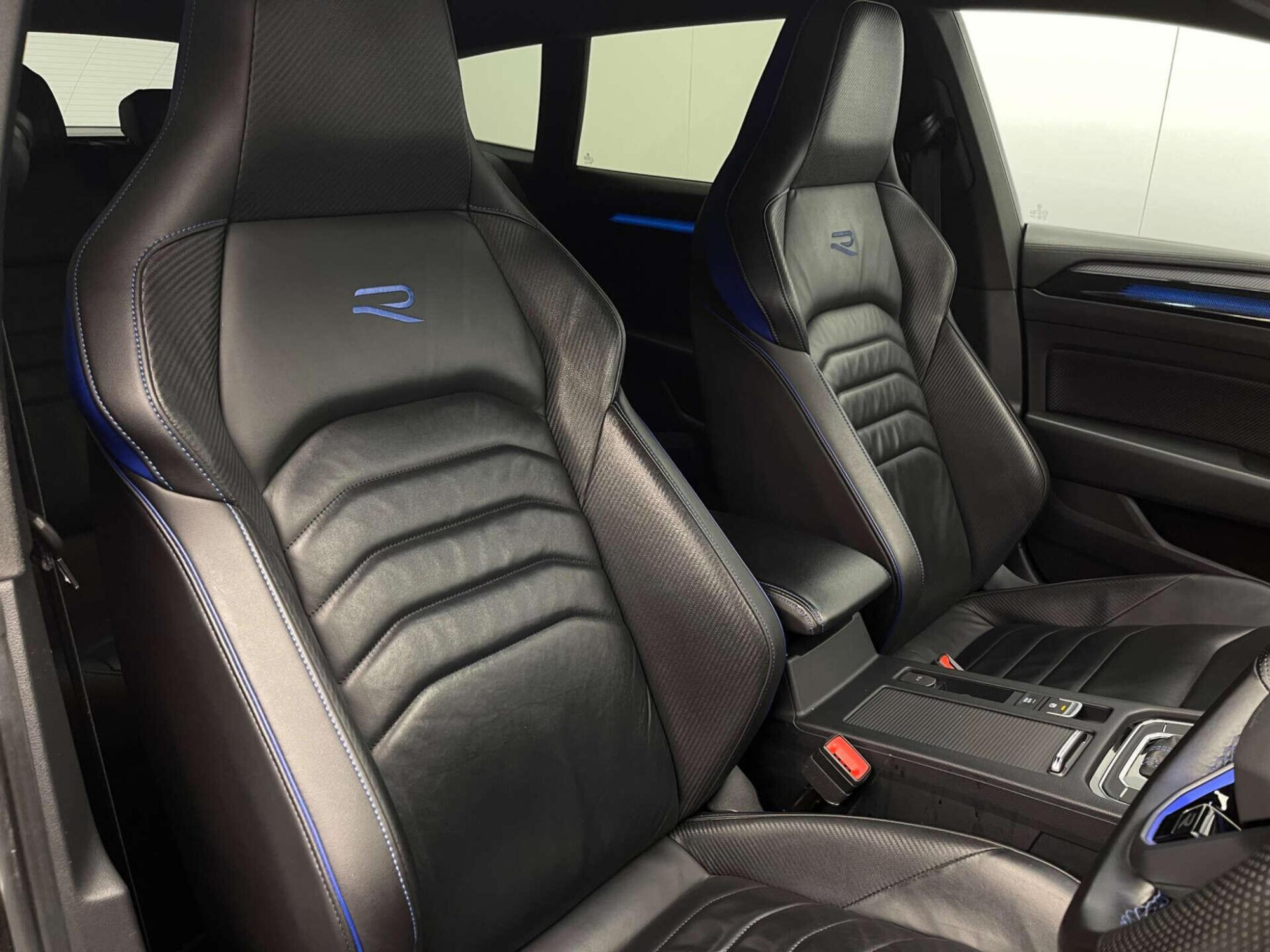 2023 Volkswagen ARTEON image 16