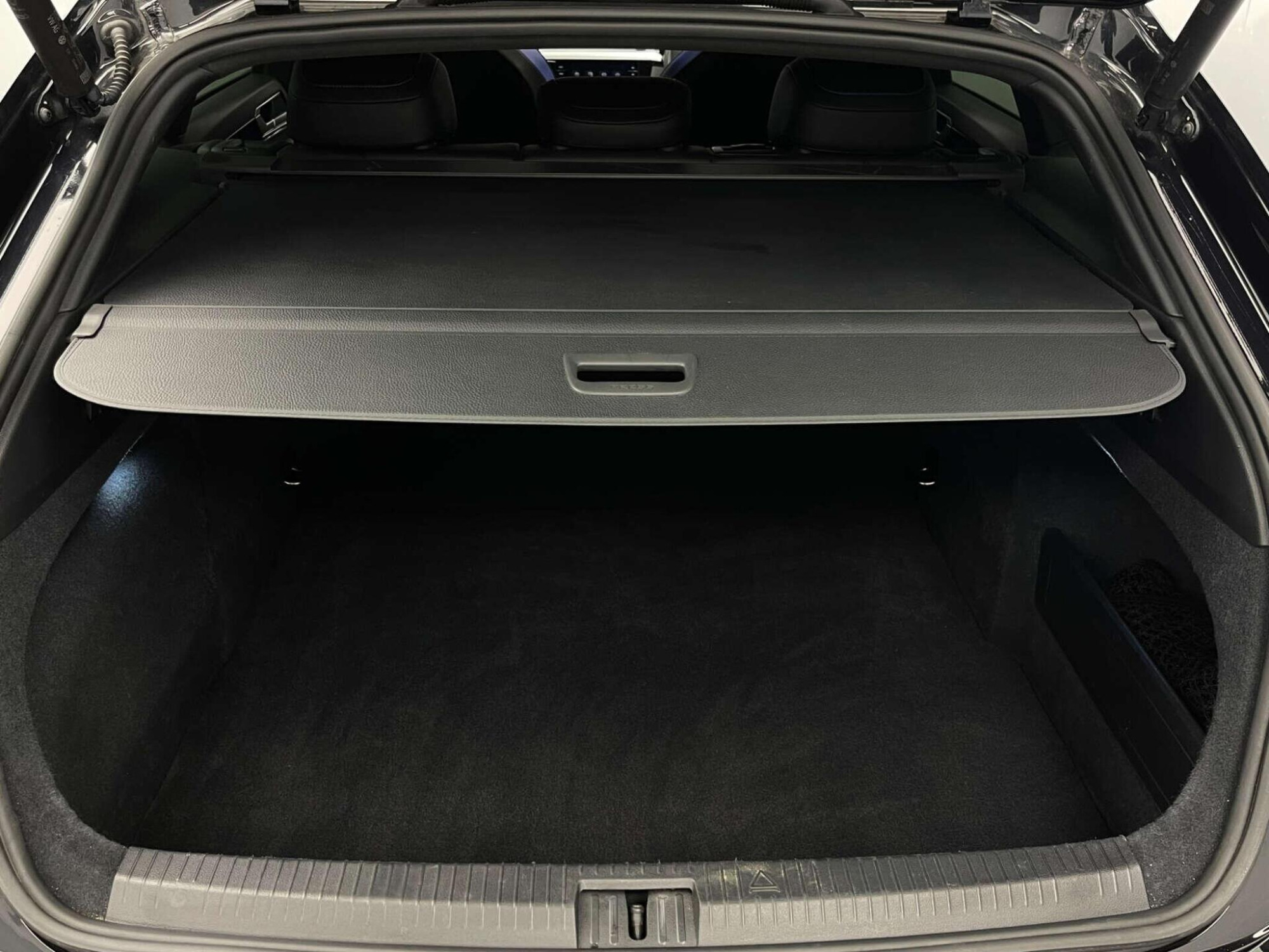 2023 Volkswagen ARTEON image 39