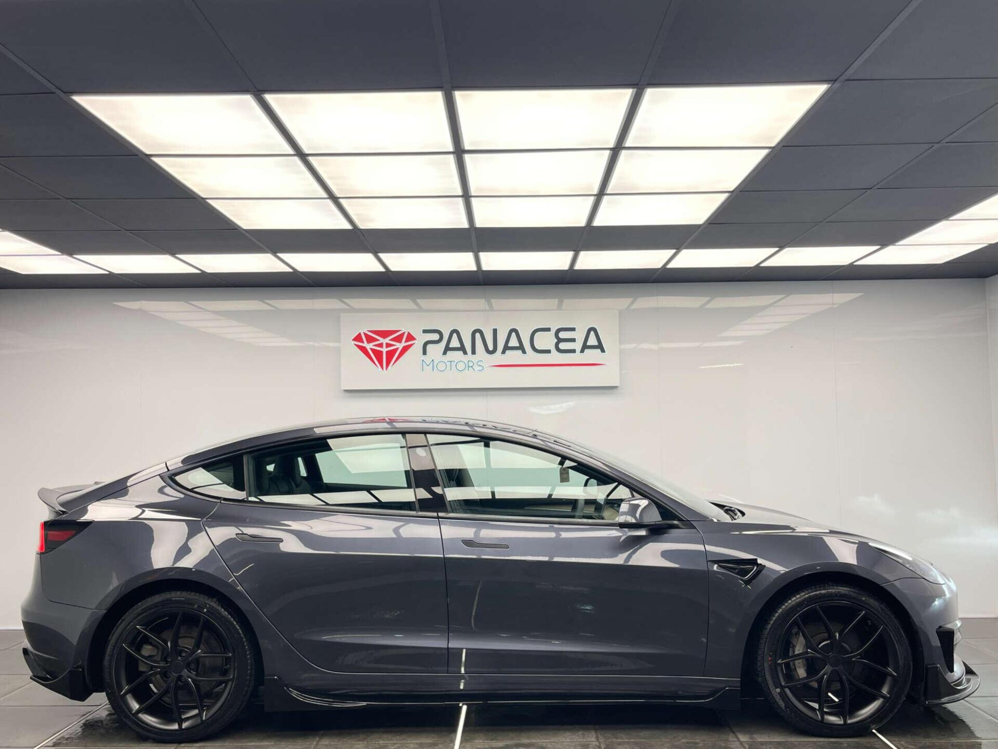2021 Tesla Model 3 image 3