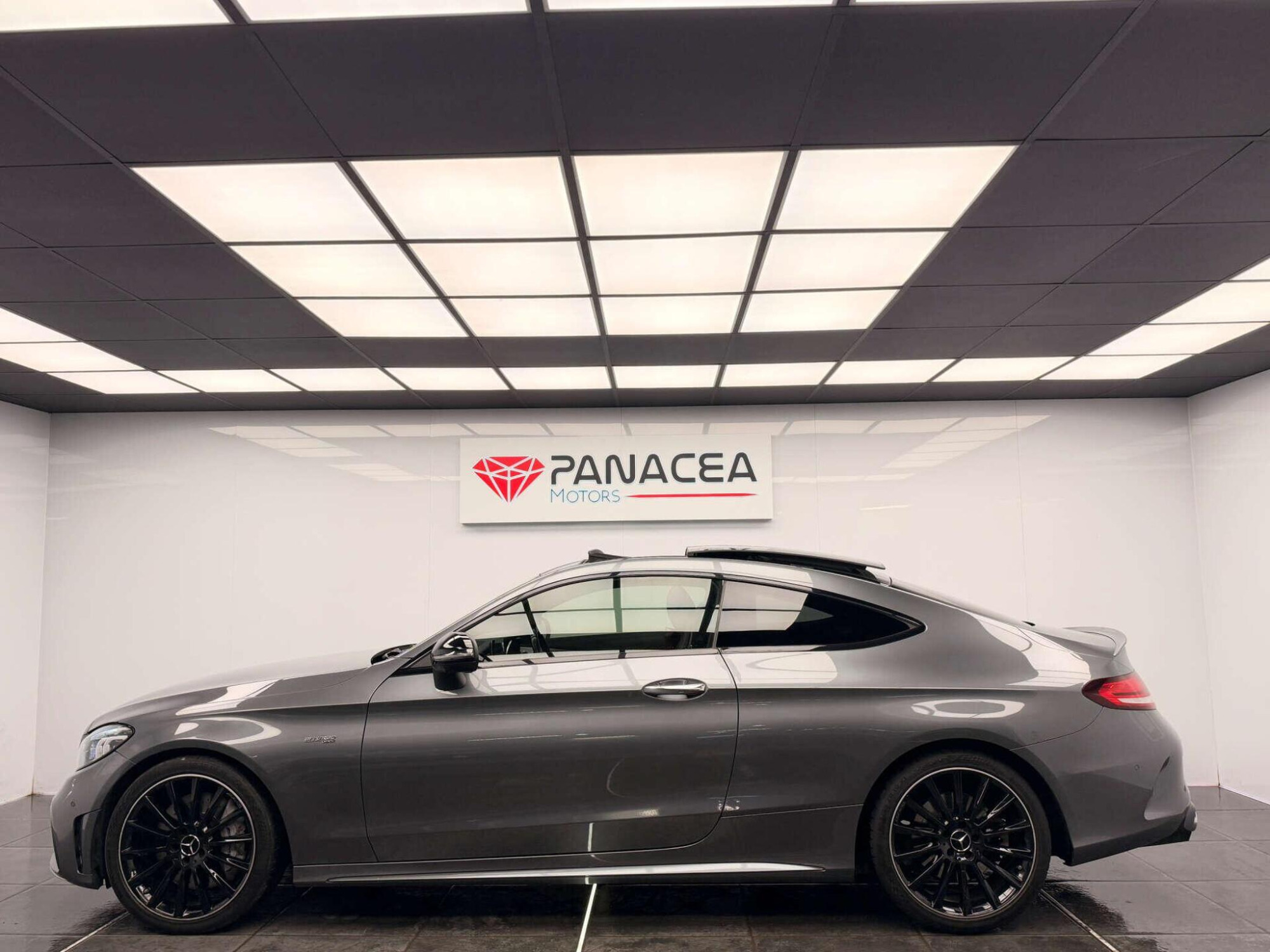 2018 Mercedes-Benz C-CLASS image 13