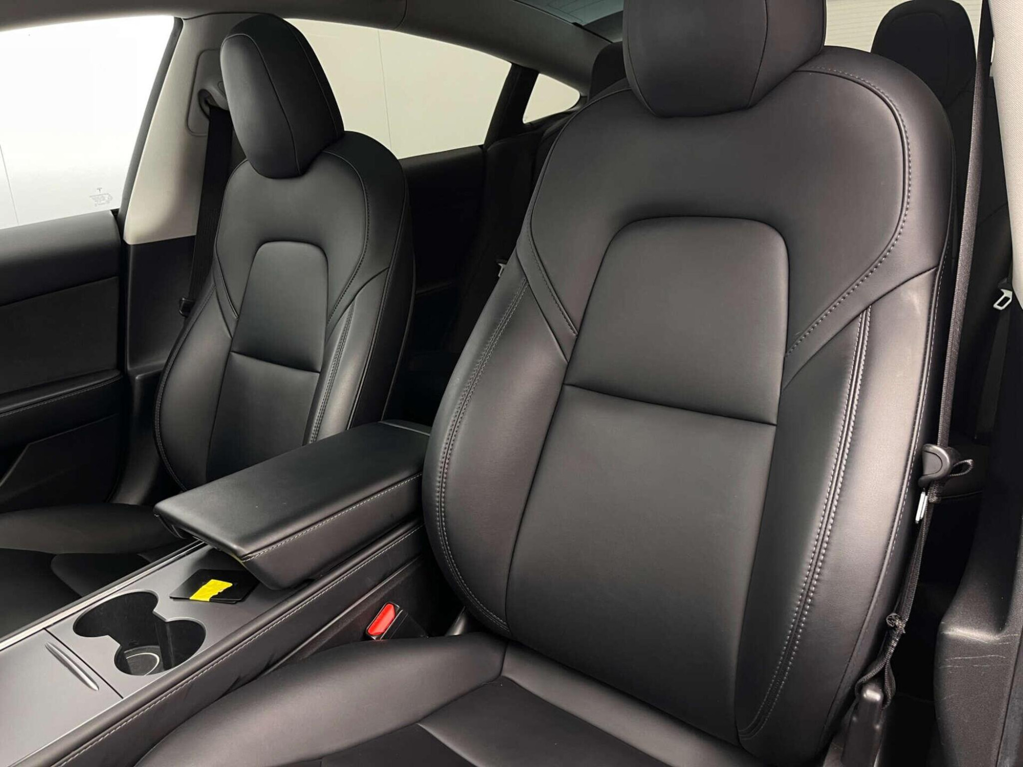 2022 Tesla Model 3 image 36