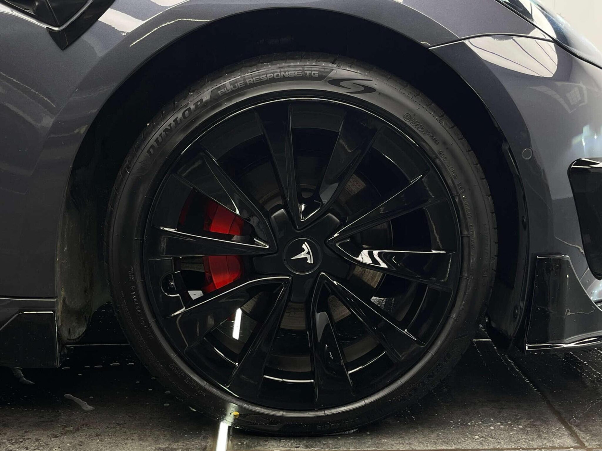2022 Tesla Model 3 image 25