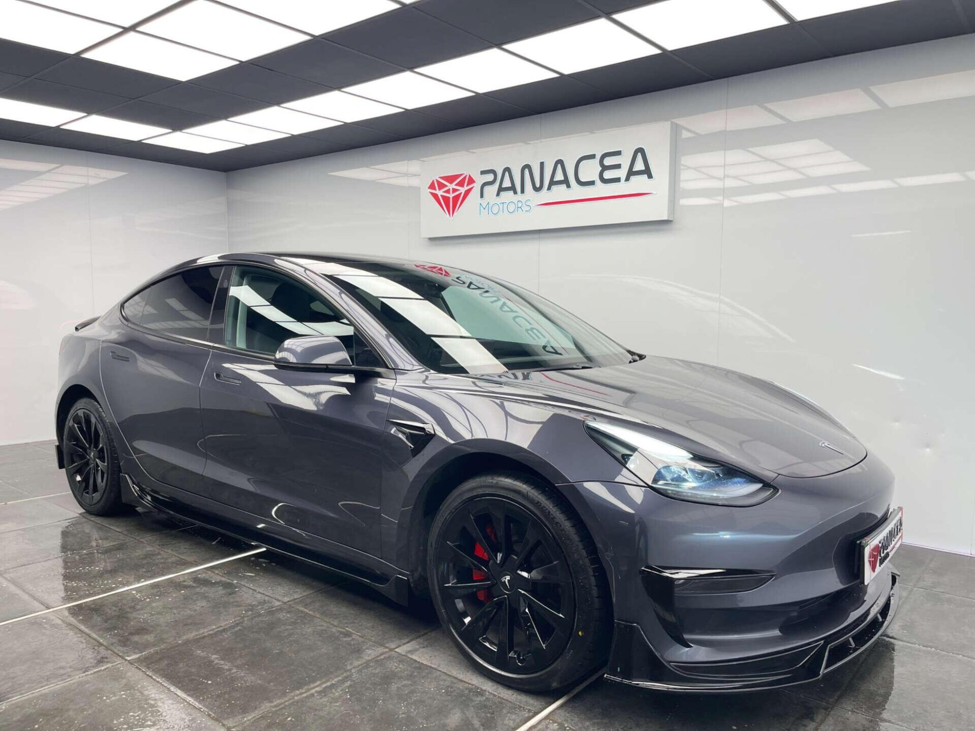 2022 Tesla Model 3 image 5