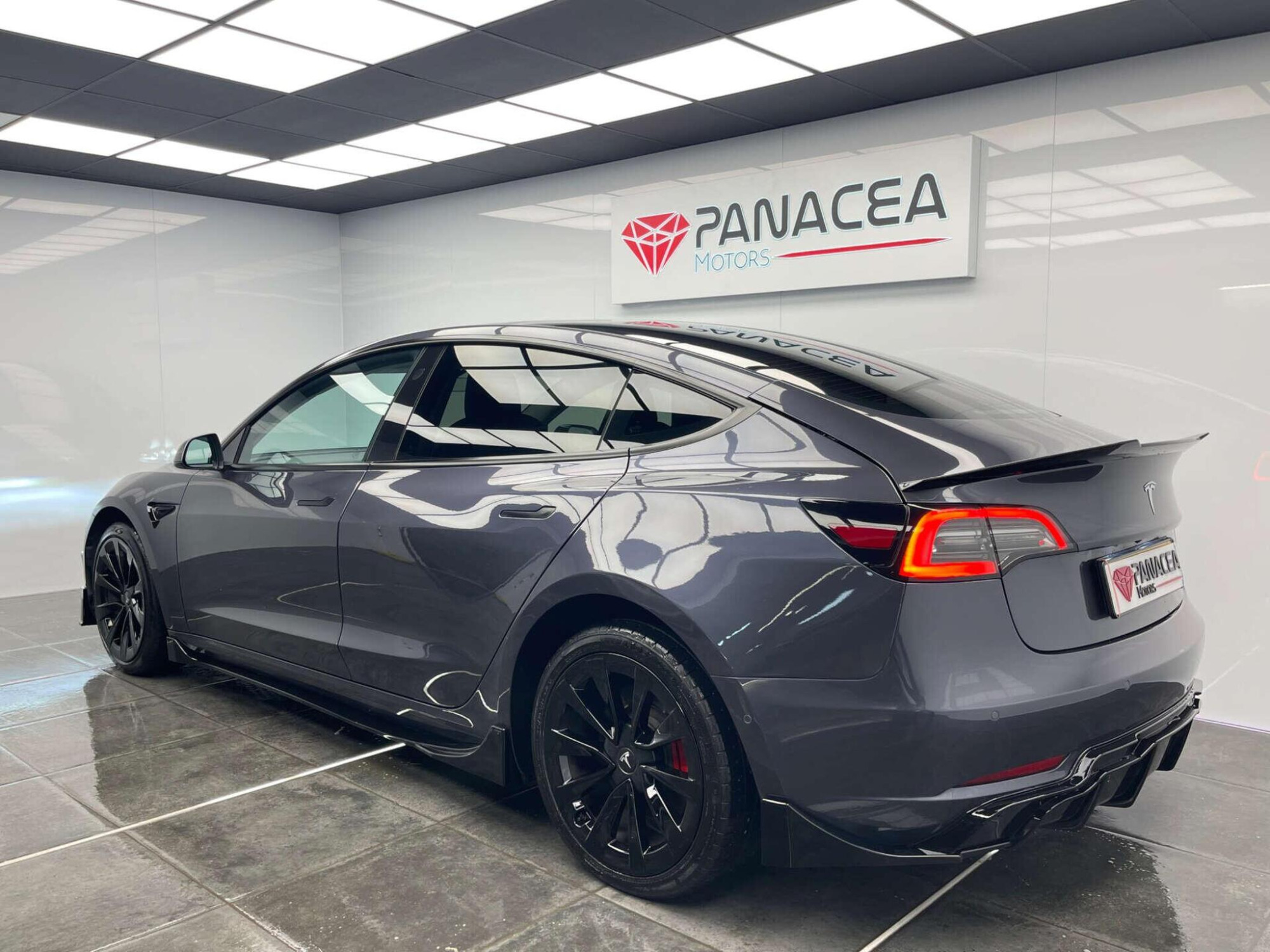 2022 Tesla Model 3 image 29