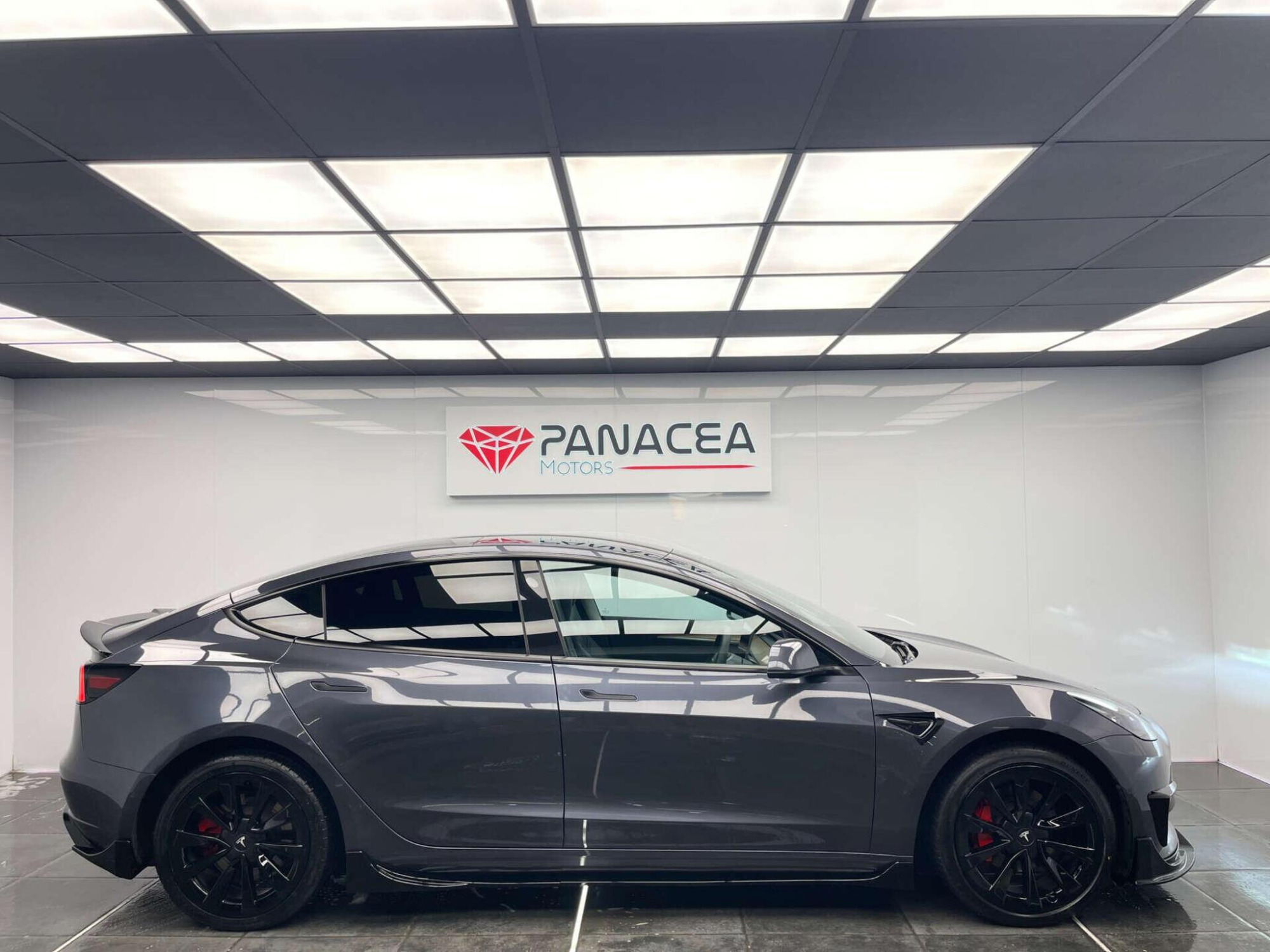 2022 Tesla Model 3 image 3