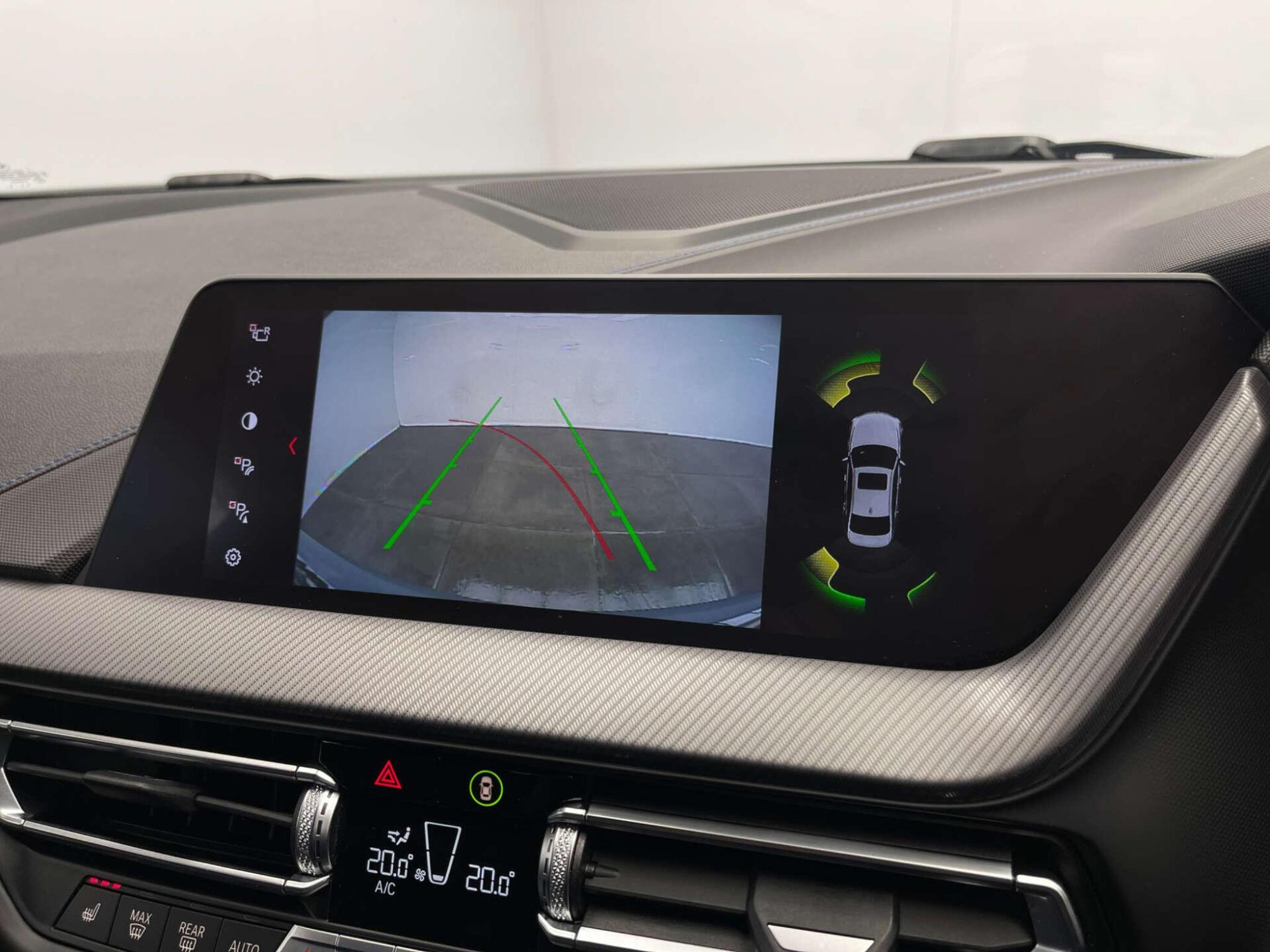2020 BMW 1 SERIES image 18