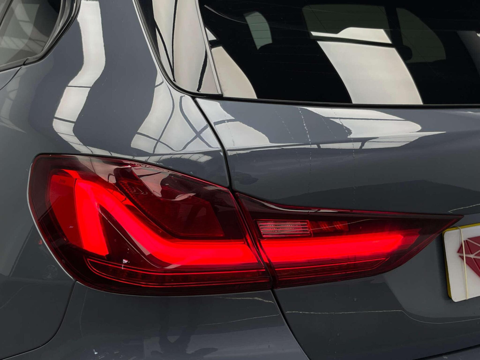 2020 BMW 1 SERIES image 38