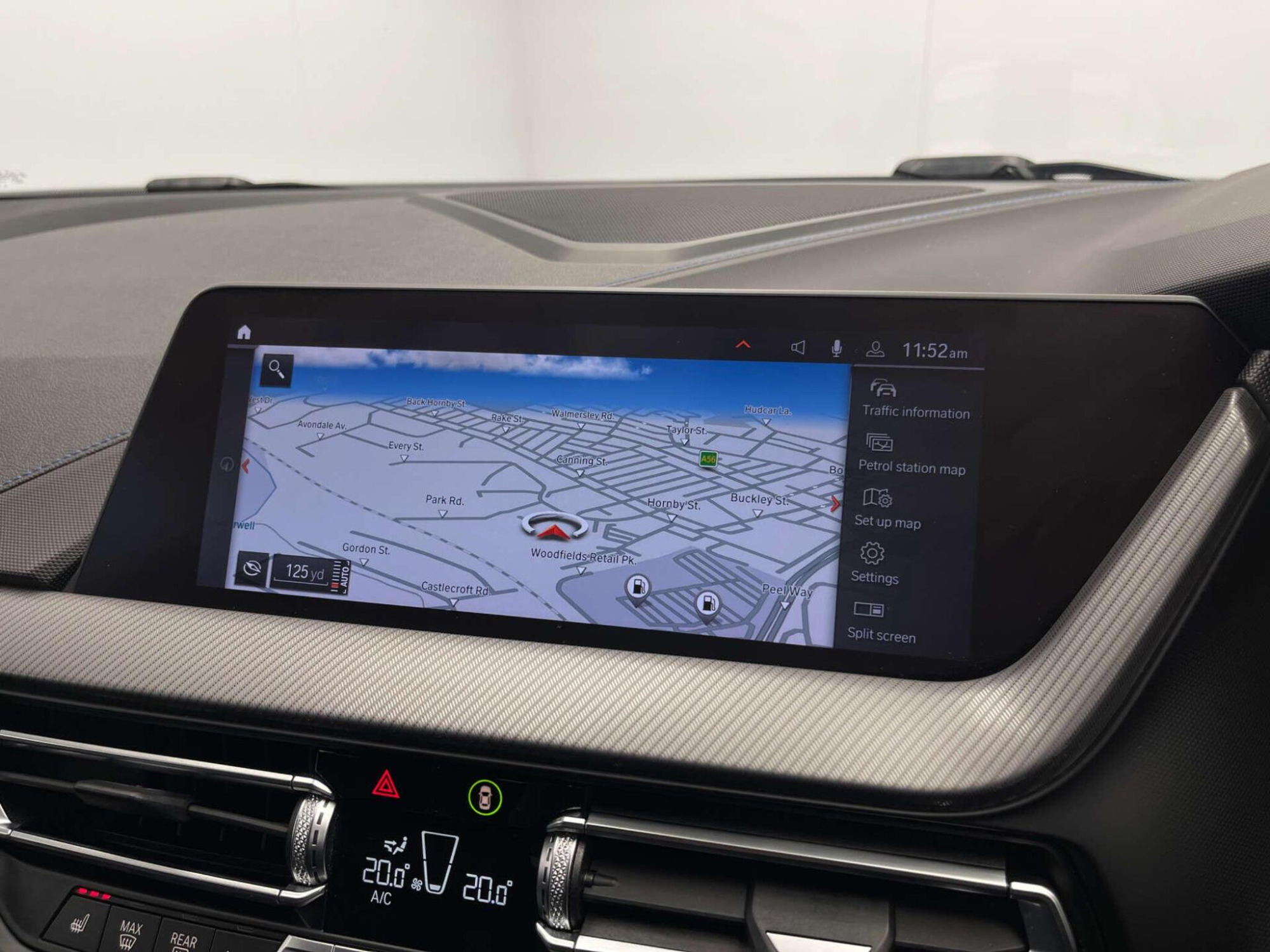 2020 BMW 1 SERIES image 17