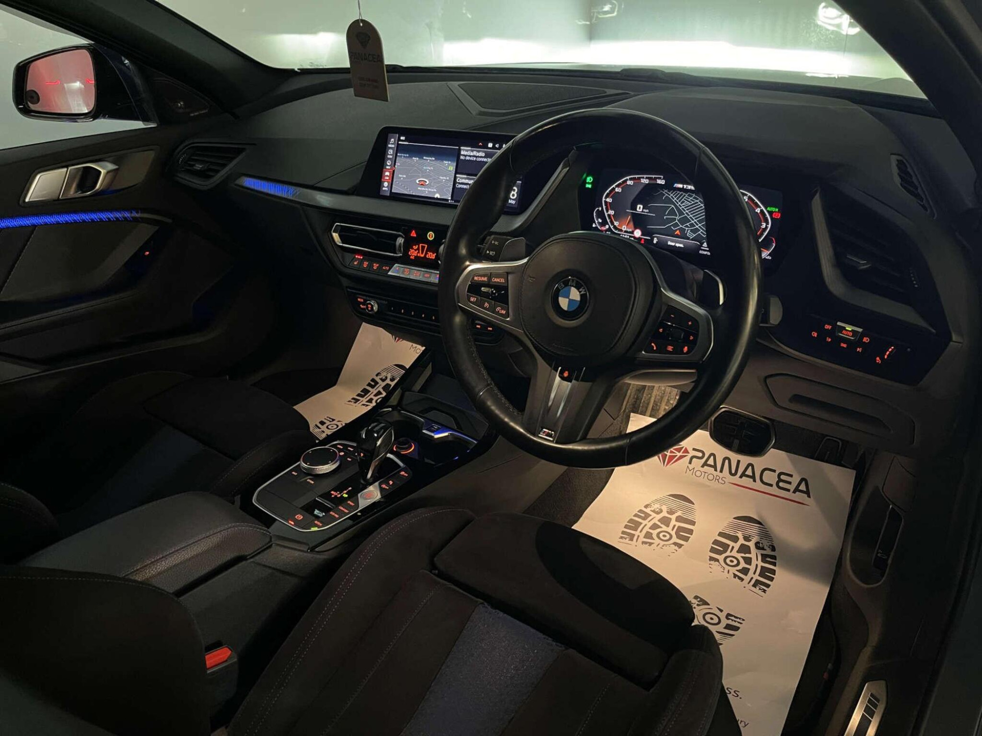 2020 BMW 1 SERIES image 2